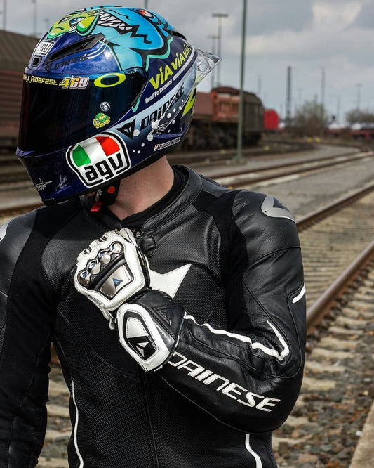 Metal 6 Black/White Motorcycle Gloves