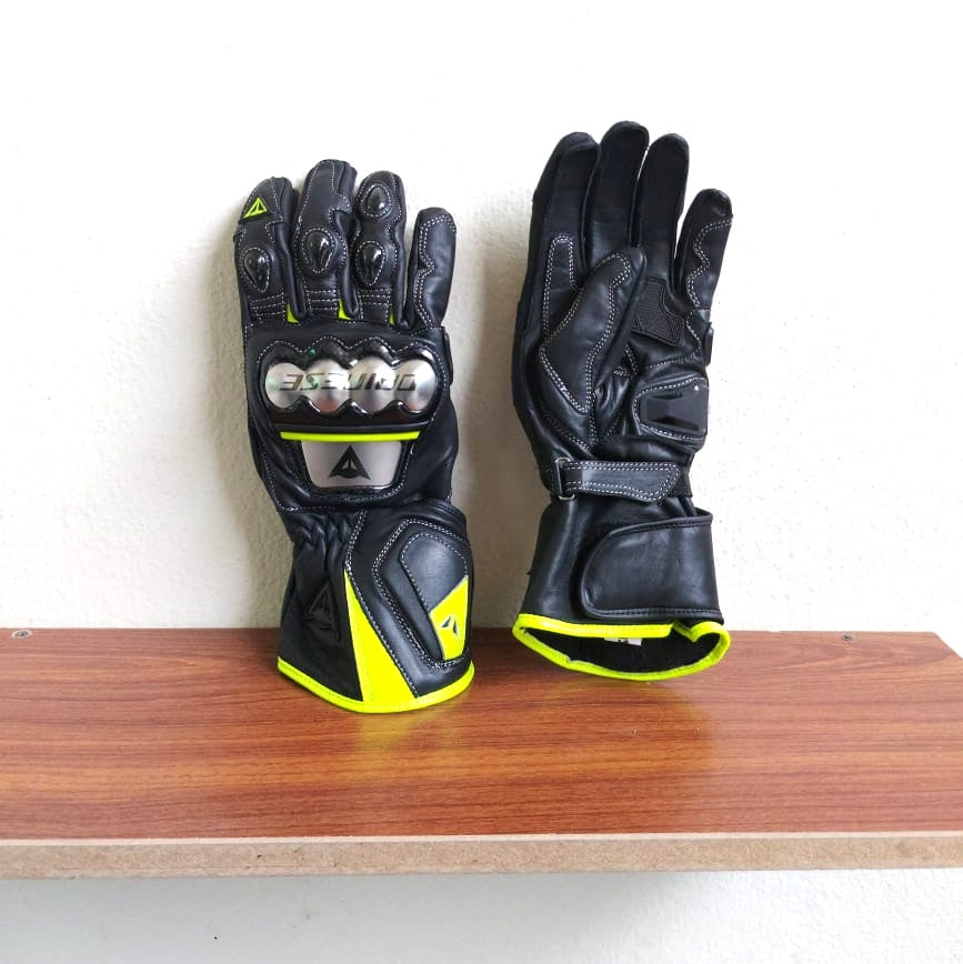 DAG 014 Metal D1 Black/Yellow Motorcycle Gloves 1
